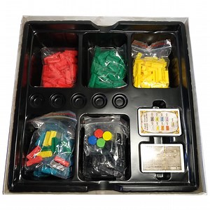 [Hot Item] Custom Family Board Game Set with Game Pieces and Playing Cards Insert