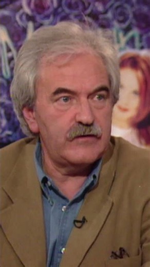Des Lynam: Wimbledon vs the FA Cup 🎾⚽️⁇ #tfifriday #chrisevans #wimbeldon #deslynam