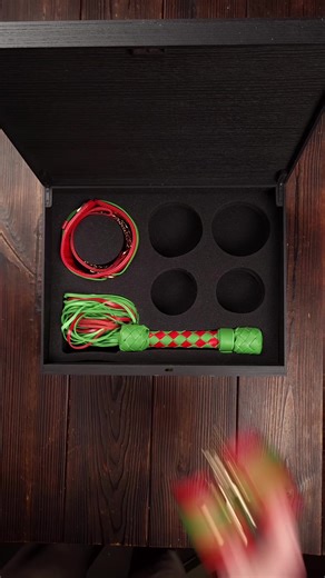 Handcrafted leather set for gift. #leathercraft #asmr #diy #handmade | Handmade Crafts