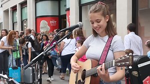 [Performance 🎵🎸🎤] Incroyable performance de Allie Sherlock sur la chanson "Can you feel the love tonight" du film Le Roi Lion. Crédits : https://youtu.be/SM0U-VpcfcA?si=l8nYJGVT-xXc0ekI | imusic-school