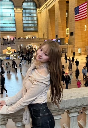 那悠ちゃん沢山海外旅行行ってるけど旅行費のお金ちゃんとバイトして頑張って貯めてるっていうの聞いてさらに好感度上がった。 今年はどこの国旅行するのかな？投稿楽しみ〜🇬🇧🇺🇸🇹🇷🇩🇪🇮🇹 #那悠ちゃん #fyp #추천 #fypage #海外旅行