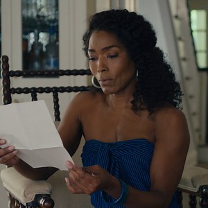 A heartfelt letter from son to mom, full of gratitude, is a guaranteed way to make me 😭 🎥: OTHERHOOD (R) | Netflix Family