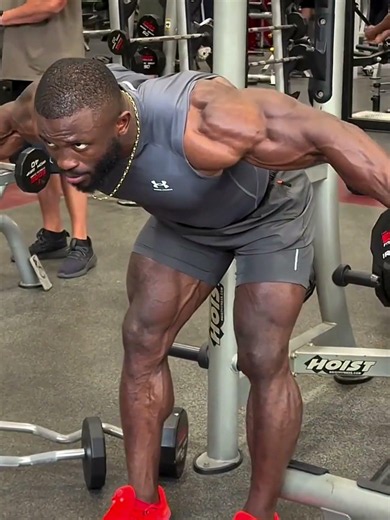 #workout |#back |#shoulder |#gym |#workoutmotivation |#strength | DUMBBELL BENT OVER LATERAL RAISE😈💯