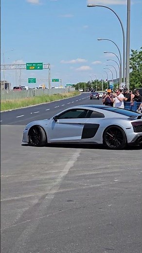 Audi R8 V10 Sounds Compilation