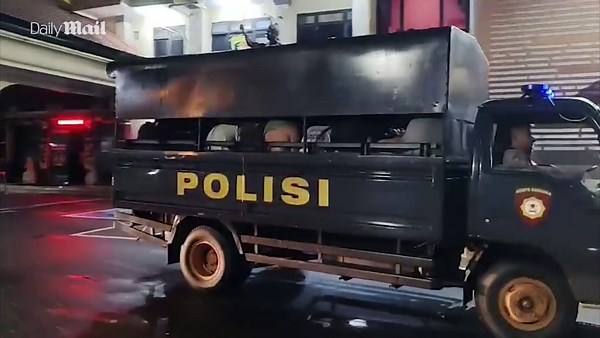 Bonnie Blue's Bali 'bangbus' in trouble as police seize truck
