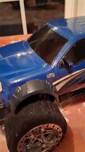 Hot wheels vintage rc ford f150 from 2008,sharp looking rig!