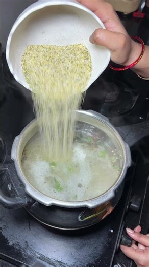 కొత్త రకం ఉప్మా❤️#youtubeshorts #youtube #food #foodshorts #shortsvideo #shorts #short