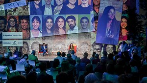 Allevamenti da incubo e giornalismo sotto attacco, con Giulia Innocenzi