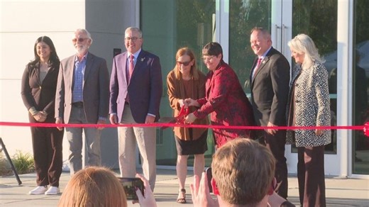 WSU Tri-Cities unveils Institute for Northwest Energy Futures facility