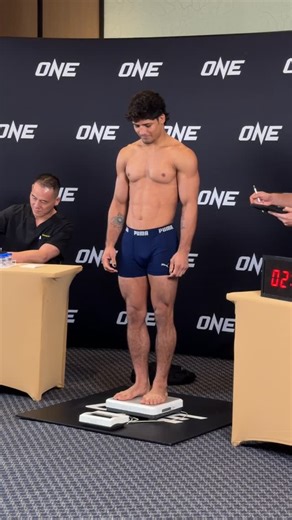 Nick Atkin on Instagram: "No problem for 🇧🇷 Fabricio Andrey this time – "Hokage" passes hydration and makes weight for ONE Fight Night 40 ✅ #onechampionship #onefightnight #submissiongrappling #bjj"