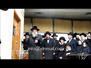 First Night Chanukah 5774 With Modzitz Rebbe In Boro Park