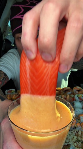 Sushi today #sushi #sushiroll #salmon #mukbangeatingshow #fypシ゚viral | Sushi