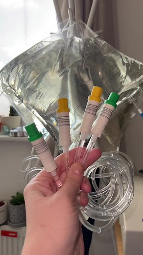 Replying to @Ariana's flop ✨Set up my dialysis machine with me ✨ #dialysis #ckd #dialysislife #chronickidneydisease #kidneyfailure #chronickidneydiseaseawareness #kidneydisease #medication #kidneycareuk #chronicillnessawareness #peritonealdialysis #pddialysis #pdmachine