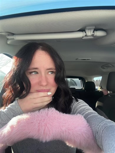 Hannah | INDY HAIRSTYLIST (@hairbyhannahfox)’s videos with original sound - 🙈