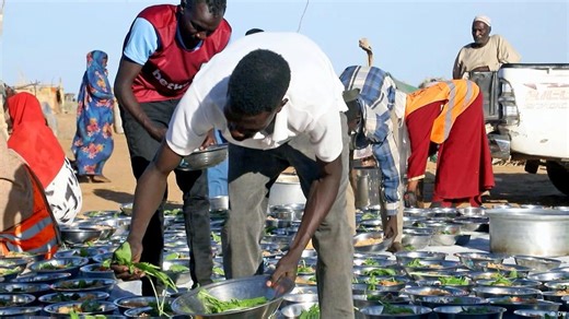 Community kitchen fights hunger in Sudan's Tawila camp