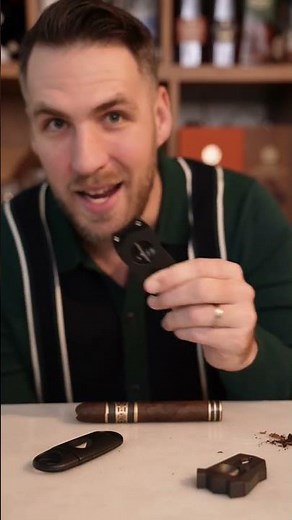 How to V-cut your cigars. #cigars #vcut #cigar