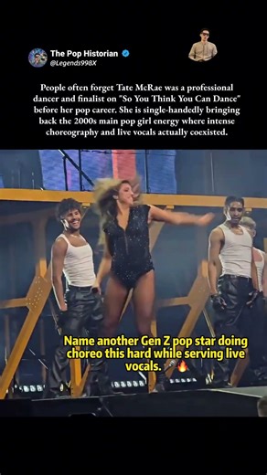 She Is Bringing The 2000s Energy Back 👑 #TateMcRae #LiveMusic #PopCulture