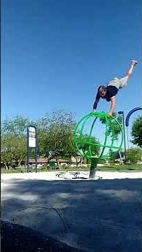 Guy Fails While Attempting Arm Strength And Bodyweight Exercises - 1145716-1