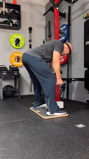 This nifty device is an entire gym that fits in your bag 🤯💪 | UNILAD Tech