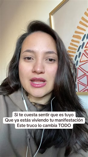 Si te cuesta sentir que es tuyo Que ya estás viviendo tu manifestación Este truco lo cambia TODO🥹 #manifestation #leydeatraccion #comomanifestar #espiritualidad #hack