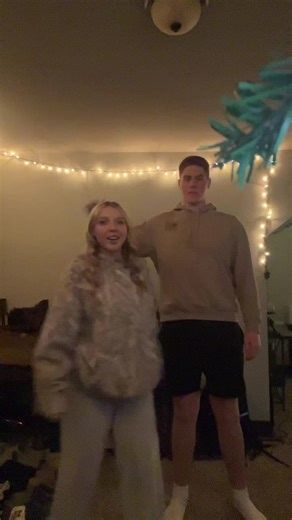 Amazing gf ofc!! #girlfriend #bestfriend #fyp #viral #love #teens #67 #datenight #c #a #freshman #sophmore