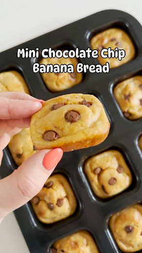 Mini Chocolate Chip Banana Bread | My Fussy Eater