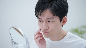 Young Man Looking Mirror Stock Footage Video (100% Royalty-free) 1096637333 | Shutterstock