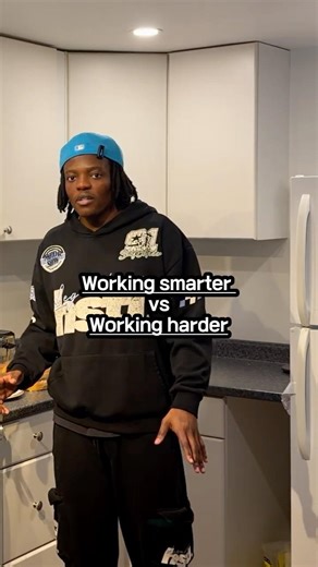 Working Smart vs Working Hard (Most People Get This Wrong)