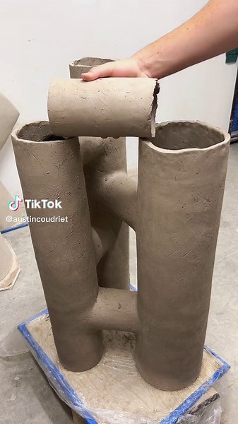 Tubelining Pottery: Sculpting Ceramics with Precision