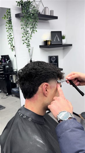 The Trendy Modern Mullet Haircut Explained