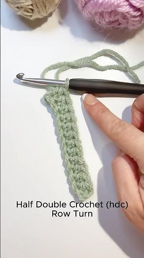Crochet Beginner Tutorial (How to Turn Rows with Half Double Crochet) #crochet #stitch #howto #diy