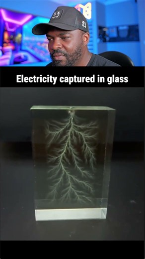 Lightning Trapped Inside Glass Forever ⚡️ #lightning #experiment #shorts