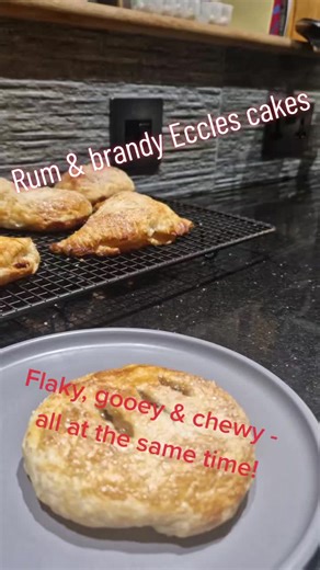 Delicious Eccles Cake Recipe with Rum and Brandy