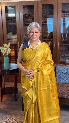 What is colour blocking? How to pair a saree with a solid colour blouse? Watch this video for the answers. To view our Tussar collection, click on the link below https://sayalirajadhyakshasarees.com/collections/tussar-silk-sarees WhatsApp - 9137808579 / 9820070616 We ship worldwide. (Sayali Sarees, saree, sari, tussar silk, silk saree, handloom, handwoven, saree shopping, saree brand, colour blocking) #sayalirajadhyakshasarees #saree #sari #tussarsilksaree #silksaree #officewearsaree #sareebrand