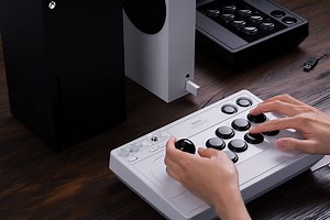 Wireless arcade stick for Xbox announced by 8BitDo