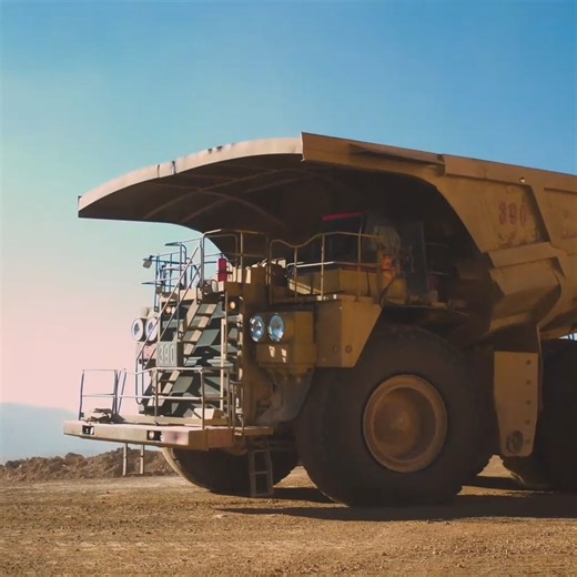 This week we celebrate International Miners Day and National Miners Day in the U.S. — and we salute Barrick people worldwide for their relentless focus on responsible mining that gets us all home safe and healthy every day. 💪🏼👷🏽‍♀️👷🏾✨ Nevada Gold Mines Nevada Gold Mines Careers Barrick en Dominicana Barrick Chile Bulyanhulu Gold Mine Kibali Gold Mine New Porgera Limited North Mara Gold Mine Reko Diq Mining Company - RDMC Tongon Gold Mine Veladero | Barrick