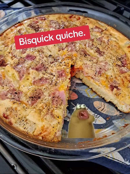 Bisquick quiche. Tastey and easy. #foryou #food #quiche #eggs #ham