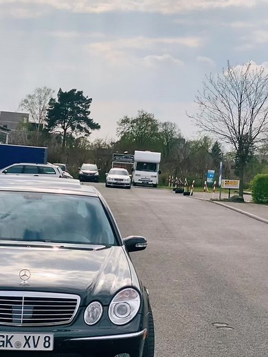 Mercedes E55 AMG Kompressor Sound Performance | Loud Engine Revs