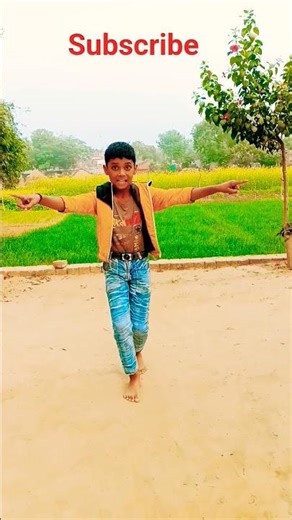 Main toh raste Se ja Raha tha#trendingsong#shorts#dance