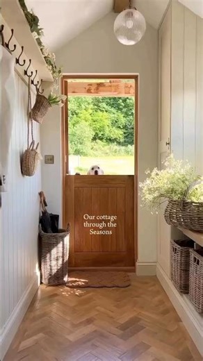 Get Inspired by This Stunning English Country Cottage House Tour! | il1er