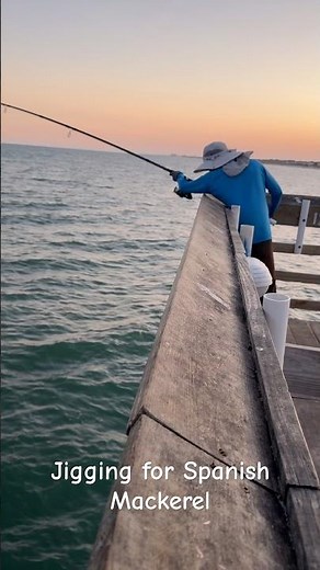 Jigging for Spanish Mackerel off the Pier