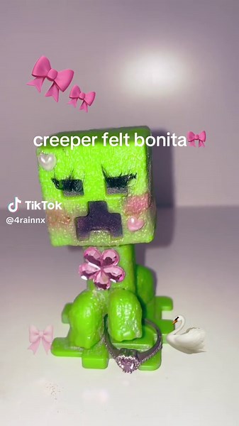 Minecraft Creeper McDonald's Toy Showcase