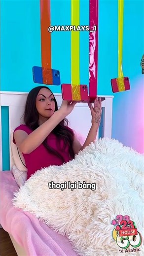 My sister is struggling with the pile of phones on the bed 🥴