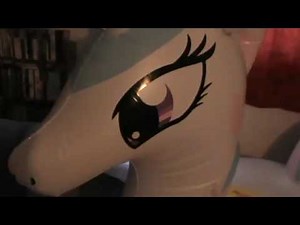 inflatable pony float (Celestia)