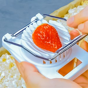 353K views · 229 reactions | So hübsch und so lecker – kein Wunder, dass alle von diesem süßen Trend begeitert sind!   In unserem neuen Buch „GENIALE TRICKS 2" gibt’s 88 kreative Ideen & Tipps, die dein Leben noch schöner machen!  Hier bestellen: https://amzn.to/35KVa2N  | Geniale Tricks | Facebook