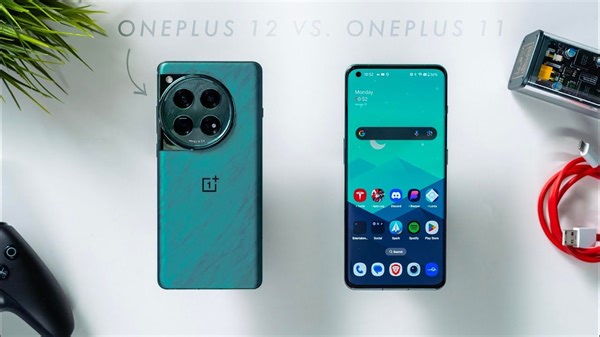 【手机测评】一加OnePlus 12 vs OnePlus 11 - 终极对比｜作者 Matthew Moniz｜机翻中字