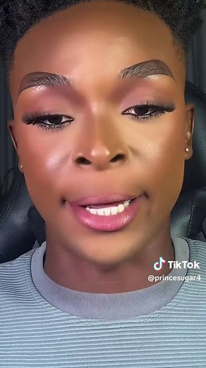 Beginner's Lip Tutorial: Step-by-Step Makeup Guide
