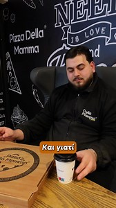 Τετράγωνη vs Στρόγγυλη 🍕🍕 Εσύ ποια προτιμάς; 😋 . . . 📍Μάρκου Μπότσαρη 55 | 2310 906670 📍Βασιλέως Γεωργίου 3, Ωραιόκαστρο | 2310 690822 📍Κουντουριώτου 36, Καλαμαριά | 2310 432020 #pizza #pizzadellamamaplus #food #drinks #skg #pizzaaddicts #fresh #orders | Della mamma plus