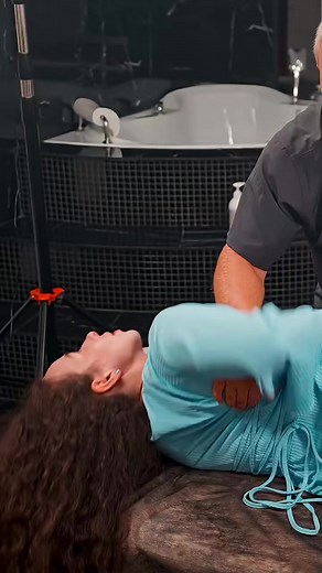 Alicia powers through intense stretch, training, and manual resets—total reboot #stretching #bellatolentino #wellness #fyp #massagetherapist #reels #selfimprovement #asmrmassage #viral #reels #selfcare #personalgrowth | Bella Tolentino