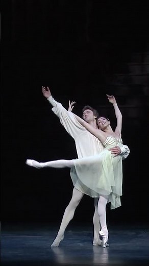 Know Your Steps – Fish Dive (#Ballet #TheRoyalBallet #RoyalBalletAndOpera #KnowYourSteps)